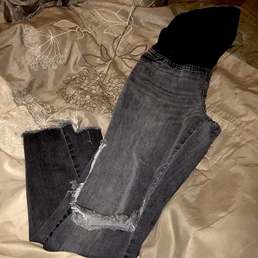 Maternity distressed jeans